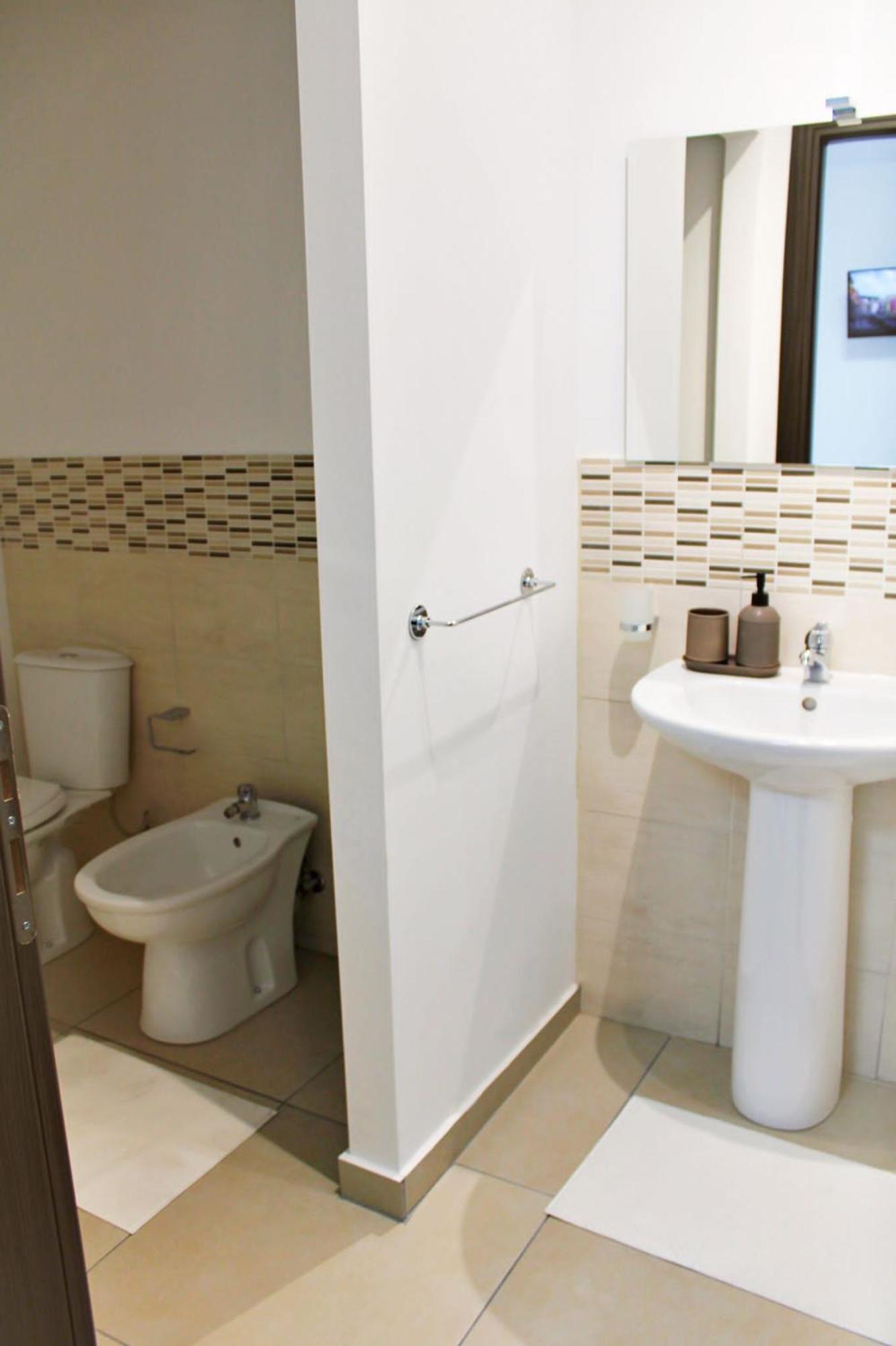 La Claudette Apartment Катания Экстерьер фото