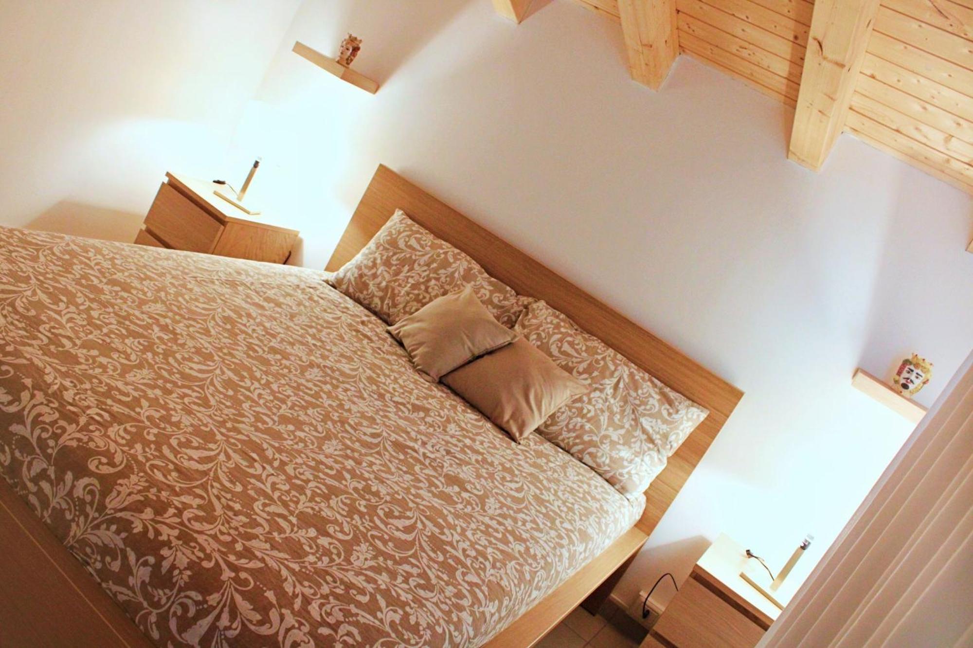La Claudette Apartment Катания Экстерьер фото